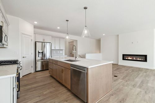 17763 Ellsworth Dr, Lakeville, MN, 55044-5169 | Card Image