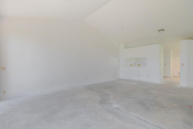 8057 Cassia Dr, Condo with 3 bedrooms, 2 bathrooms and null parking in Boynton Beach FL | Image 16