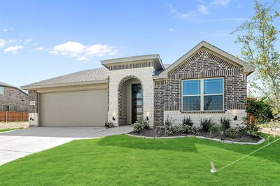 1325 Grand Meadows Drive, House other with 5 bedrooms, 3 bathrooms and null parking in Godley TX | Image 3