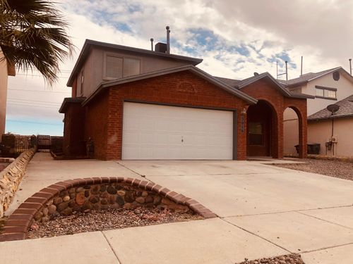 3016 Tierra Cuervo Dr, El Paso, TX, 79938-4758 | Card Image