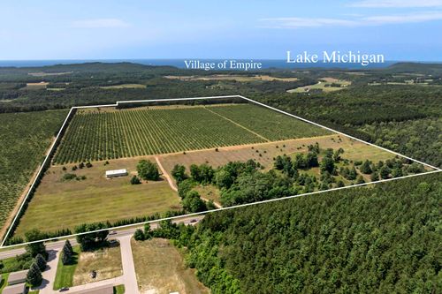 12540 S Benzonia Trl, Empire, MI, 49630 | Card Image
