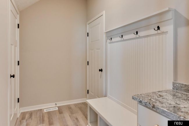 5357 N 191 St St, House other with 4 bedrooms, 3 bathrooms and 3 parking in Elkhorn NE | Image 17