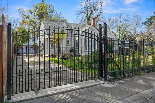 1150 Arcade Boulevard, Sacramento, CA, 95815 | Card Image