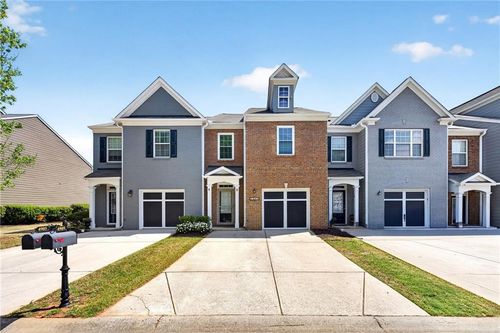 4909 Sherwood Way, Cumming, GA, 30040-8243 | Card Image