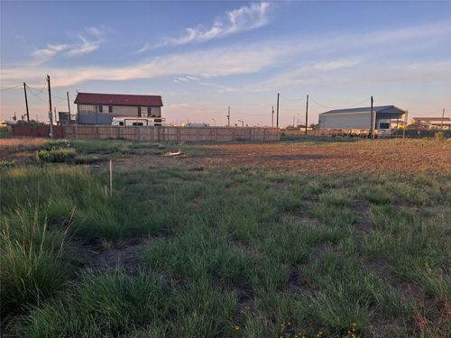 0 Bllue Water, Sargent, TX, 77414 | Card Image
