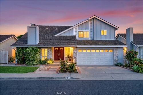 6 Blazing Star, Irvine, CA, 92604-3036 | Card Image