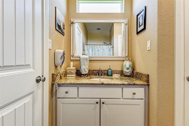 881 Buell, House other with 3 bedrooms, 2 bathrooms and null parking in Crystal Beach TX | Image 18