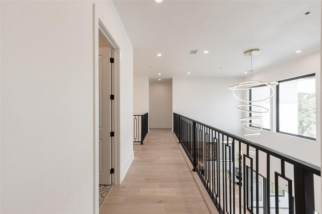 5008 Holt St, House other with 4 bedrooms, 6 bathrooms and 2 parking in Bellaire TX | Image 22