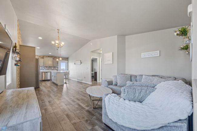 Living Room | Image 5