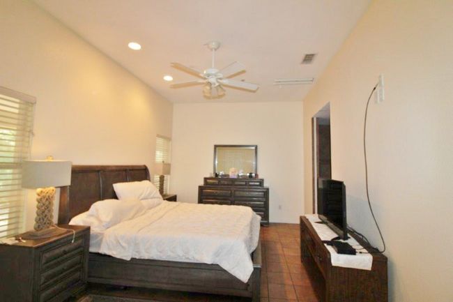 5131 Trail Dust Ln, Home with 2 bedrooms, 2 bathrooms and null parking in Arlington TX | Image 11