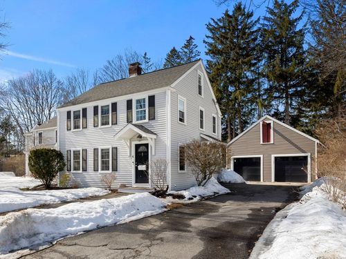 4 Upland Rd, Newburyport, MA, 01950-1926 | Card Image