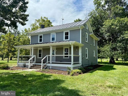 15543 Edgegrove Rd, Hillsboro, VA, 20132-5212 | Card Image