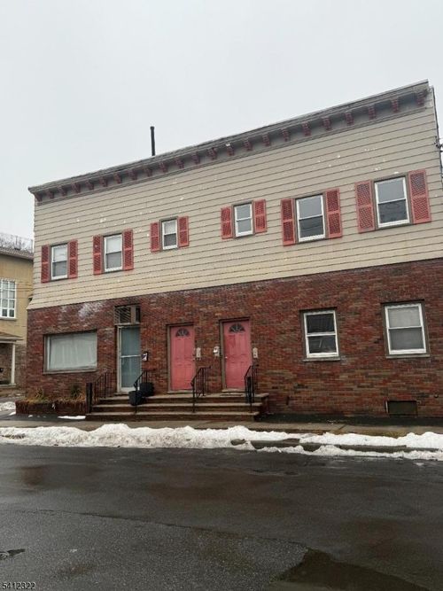 2-566 Valley St, Orange, NJ, 07050-1211 | Card Image