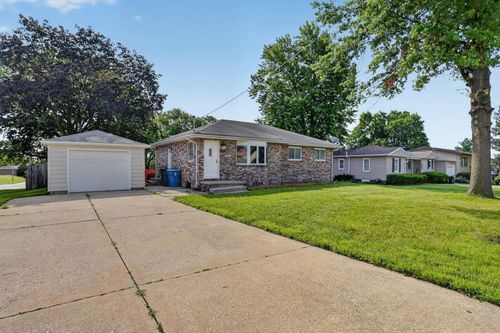 3541 Hammond Ave, Waterloo, IA, 50702-5409 | Card Image