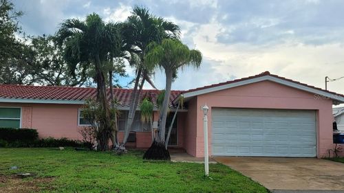 7897 3rd Ave S, ST PETERSBURG, FL, 33707-1025 | Card Image