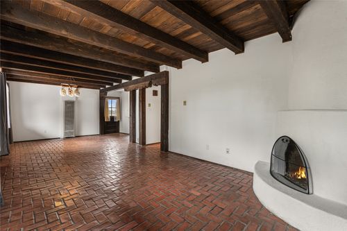 72 Moya Rd, Santa Fe, NM, 87508-8866 | Card Image