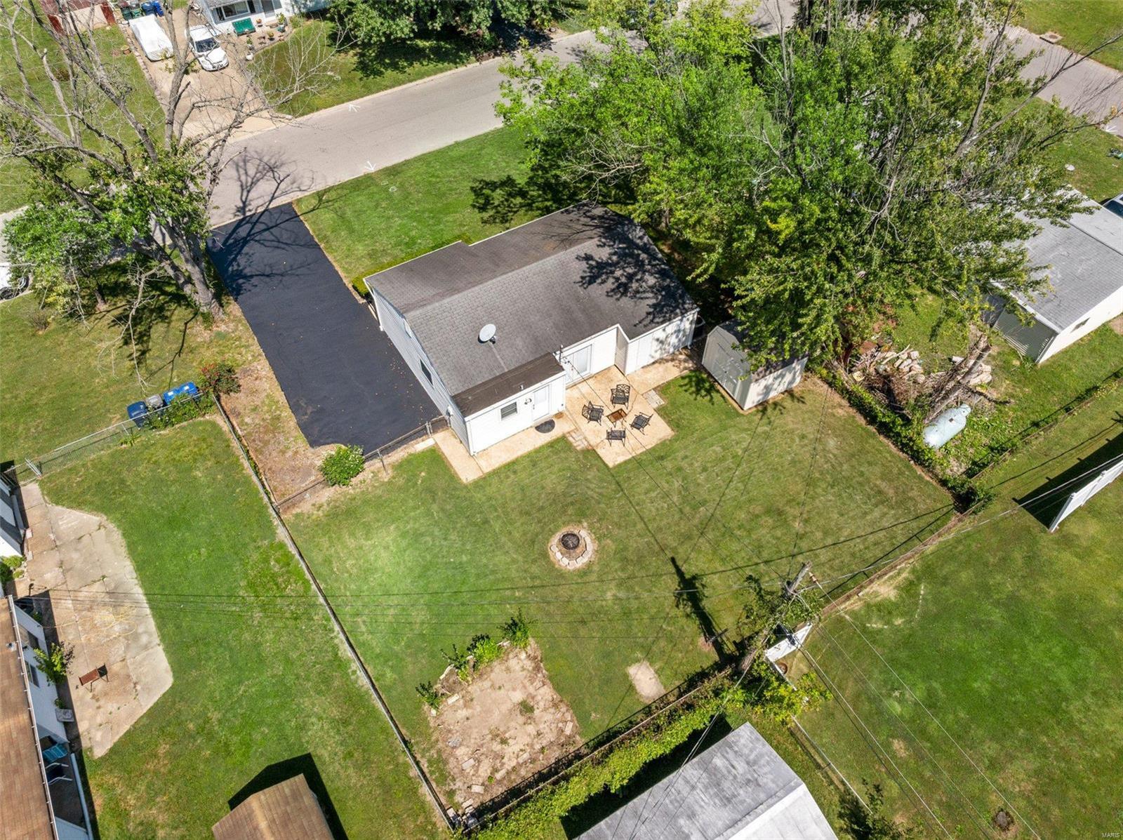 Heyden Dr, Eureka, MO 63025