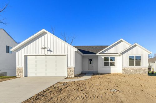 9341 Shimano Dr, Portland, MI, 48875-9621 | Card Image