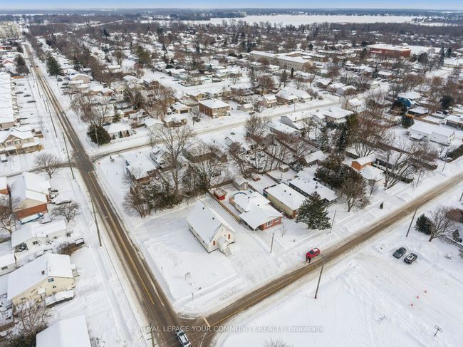 364 Regent St, Home with 0 bedrooms, 2 bathrooms and null parking in Orillia ON | Image 42