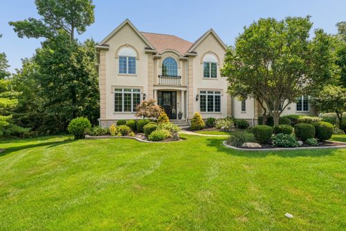 8914 Tartan Fields Dr, Dublin, OH, 43017-8868 | Card Image