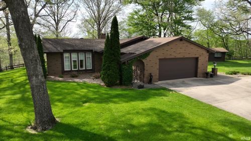 1828 N Royal Oaks Dr, Monticello, IN, 47960-2487 | Card Image