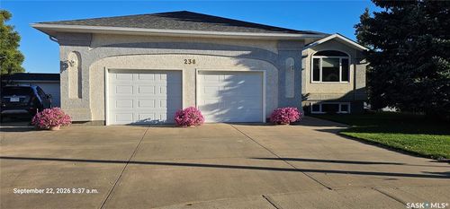 238 Mckay Court, Warman, SK, S0K4S0 | Card Image