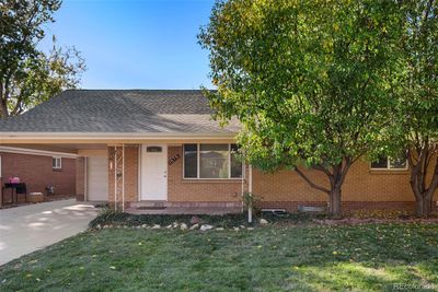 1575 S Clermont Street, House other with 5 bedrooms, 1 bathrooms and 2 parking in Denver CO | Image 2