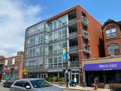 401-744 W Fullerton Ave, Chicago, IL, 60614-7842 | Card Image