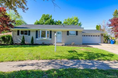 33218 Winchester Street, Home with 3 bedrooms, 1 bathrooms and null parking in Westland MI | Image 1