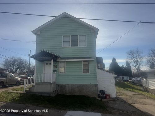 2-2001 Price St, Scranton, PA, 18504-1612 | Card Image