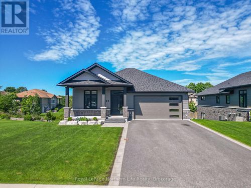 9 Silver Maple Lane, North Bay, ON, P1C0B5 | Card Image