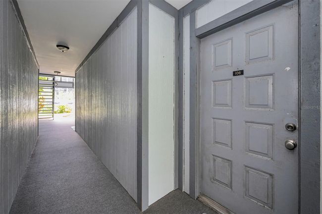 Entrance | Image 7