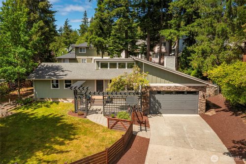 3701 Magrath Rd, Bellingham, WA, 98226-6810 | Card Image