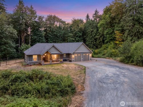 2425 106th Ln Se, Olympia, WA, 98501-9775 | Card Image