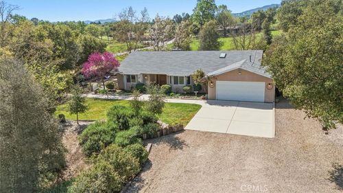 13730 El Camino Real, Atascadero, CA, 93422-6334 | Card Image