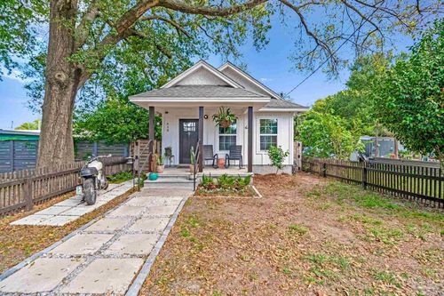 418 W Gadsden St, Pensacola, FL, 32501-3823 | Card Image