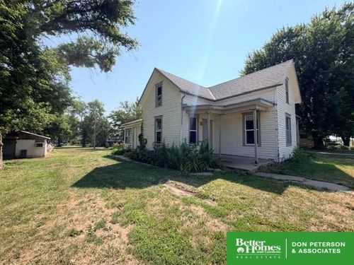 213 W Main St, Cedar Bluffs, NE, 68015-3131 | Card Image