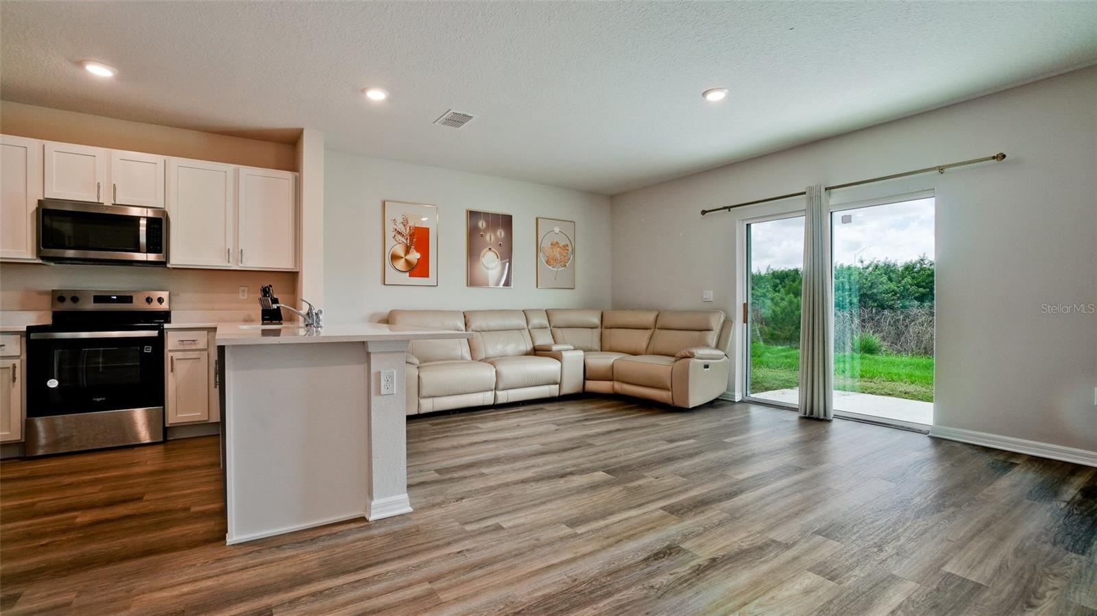 Residential Lease in BRADENTON 2