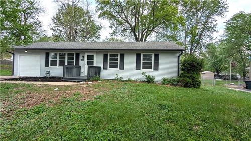 11708 E 75th St, Raytown, MO, 64138-2511 | Card Image