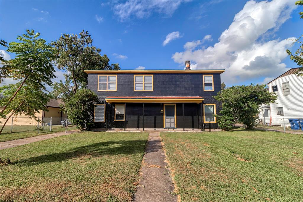 2nd Ave, Texas City, TX 77590