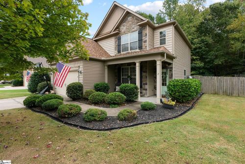 2 Oak Willow Court, Fountain Inn, SC, 29644 | Card Image