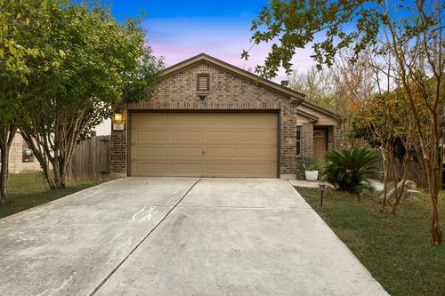 152 Karrie Dr, Kyle, TX, 78640-5593 | Card Image