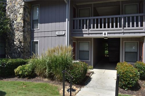 3923 Woodridge Way, Tucker, GA, 30084-2159 | Card Image