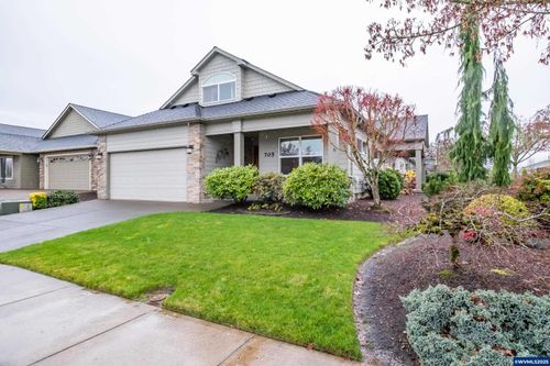 705 Se Stoneridge Ln, Dallas, OR, 97338-7909 | Card Image