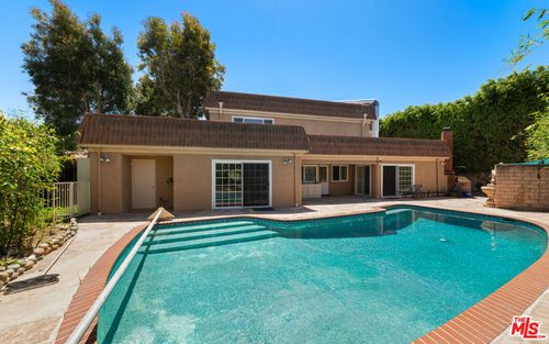3102 Granville Ave, Los Angeles, CA, 90066-1115 | Card Image