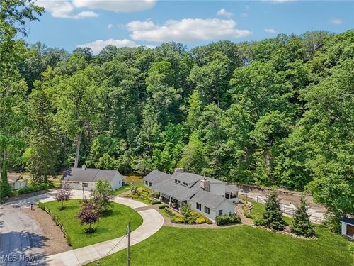 7260 Cascade Rd, Concord Township, OH, 44077-9403 | Card Image