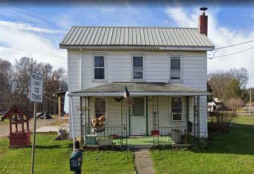 684 Lawsonham Rd, Rimersburg, PA, 16248-3906 | Card Image