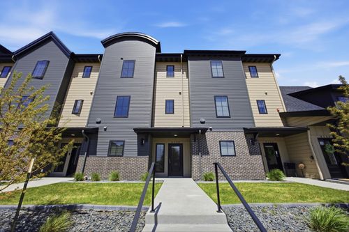 4158 Arthur Dr, Fargo, ND, 58104-4574 | Card Image