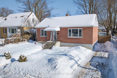 814 Argyle St, Peterborough, ON, K9H5T3 | Card Image