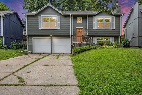 8537 Ne 110th St, Kansas City, MO, 64157-1143 | Card Image